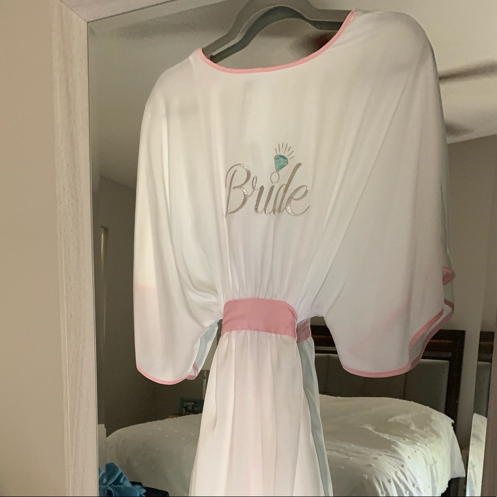 Betsy Johnson | Bridal Robe - Picture 3 of 3